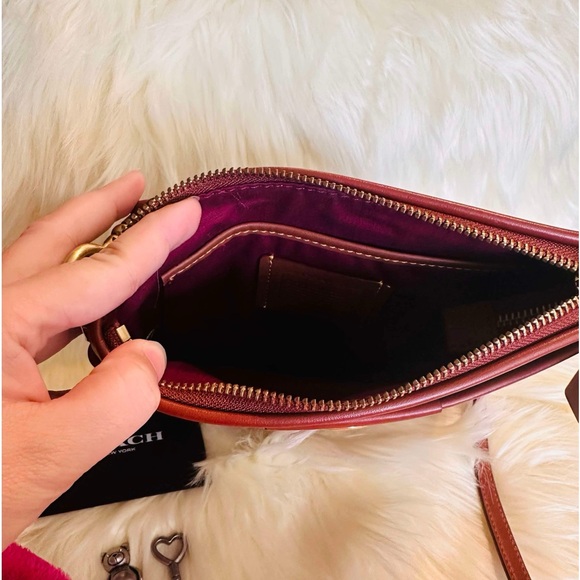 Coach kitt messenger crossbody $235 brand new with tag - Picture 3 of 4